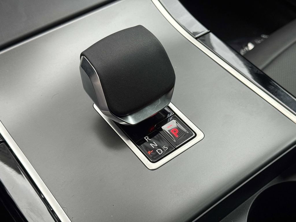 New 2026 Land Rover Range Rover Evoque S image 24