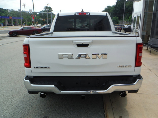 Used 2026 RAM 1500 Laramie AWD/4WD image 12