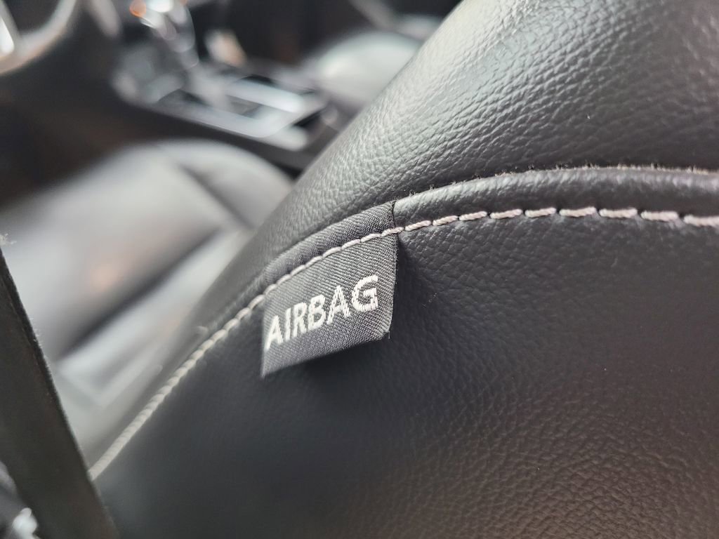 Used 2019 Ford Escape SEL image 43