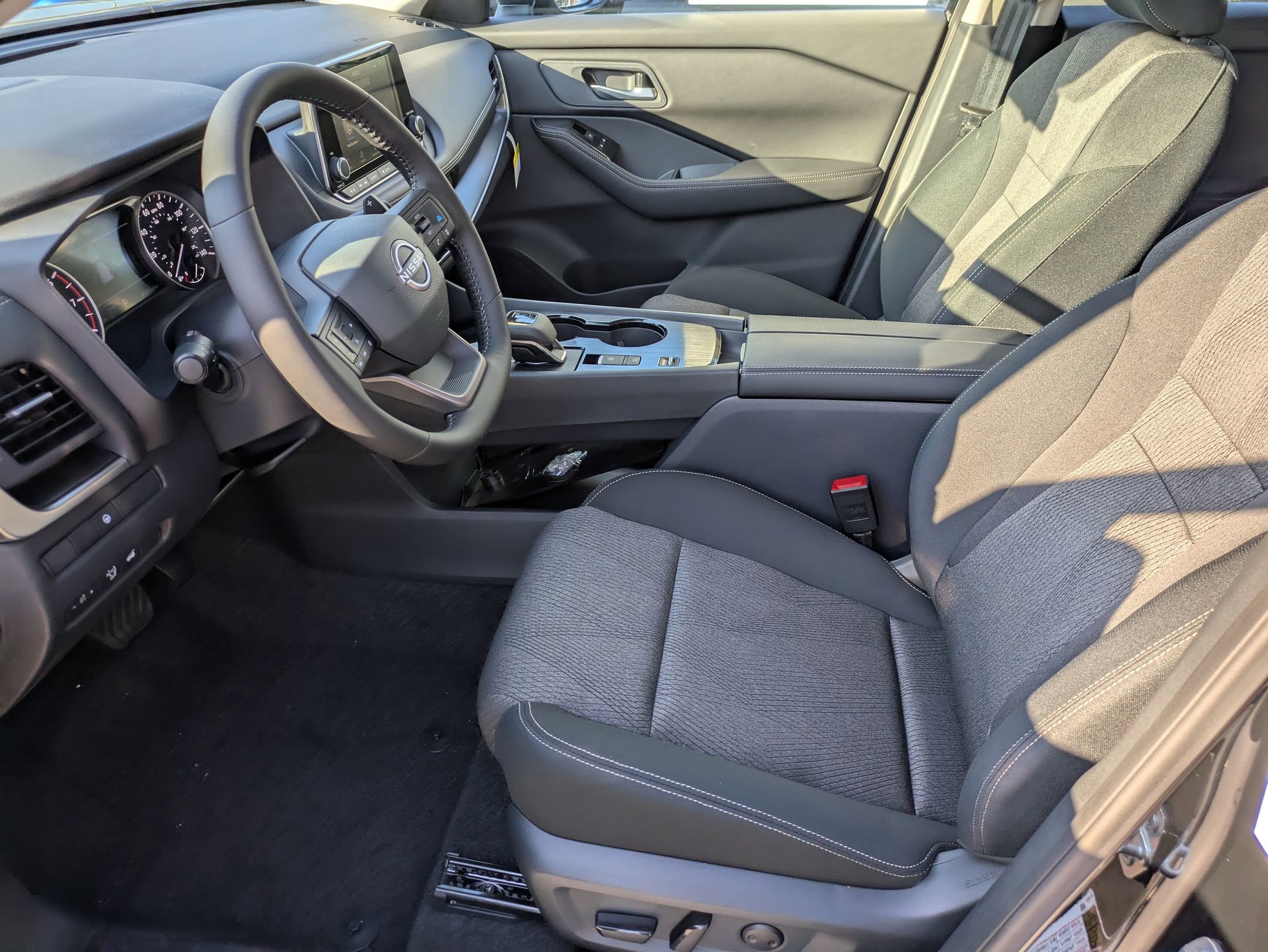 New 2026 Nissan Rogue SV image 14