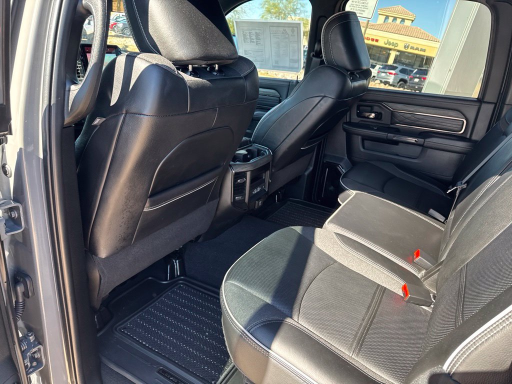 Used 2025 RAM 3500 Limited AWD/4WD image 13