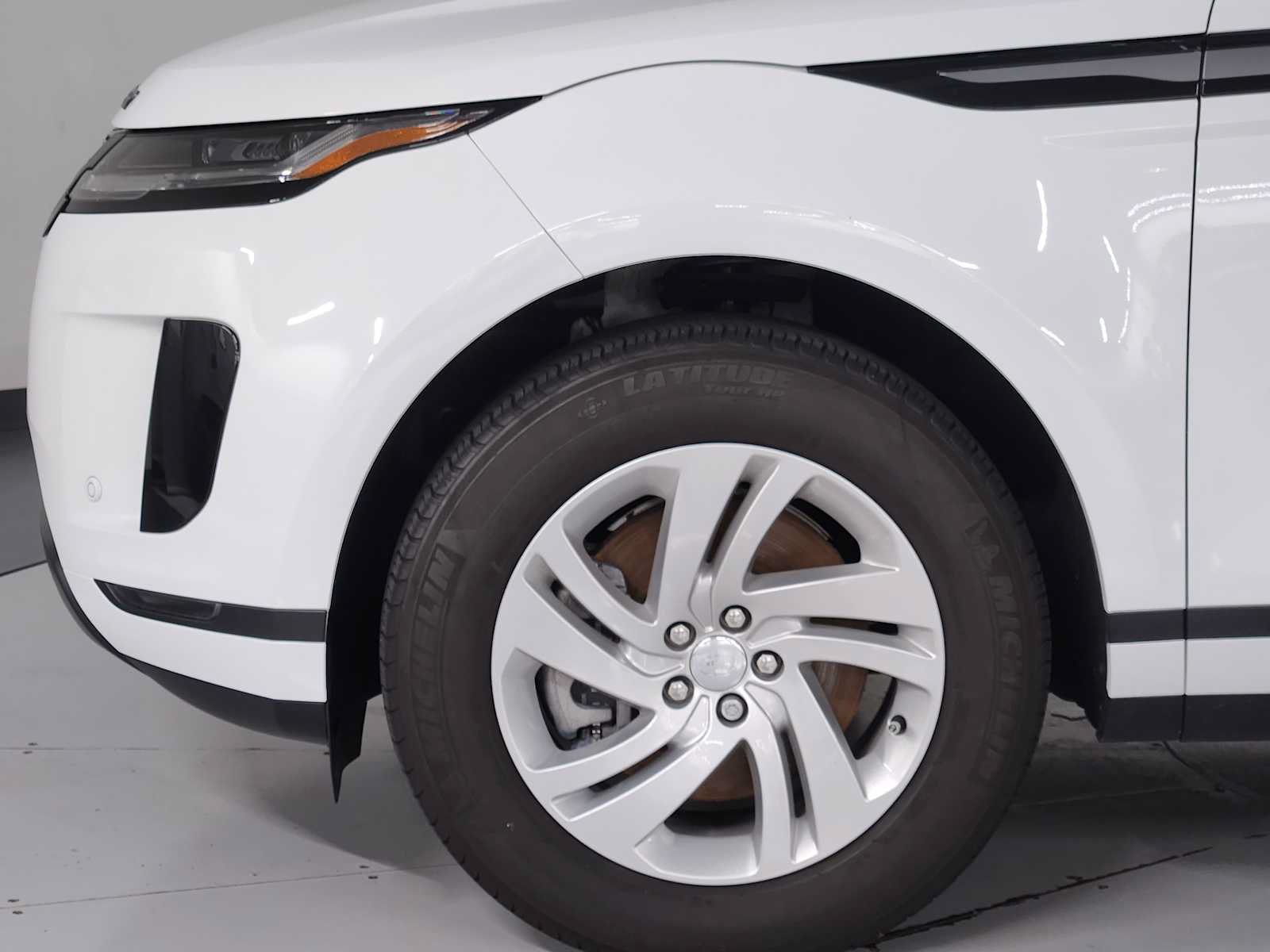 Used 2025 Land Rover Range Rover Evoque S AWD/4WD image 10