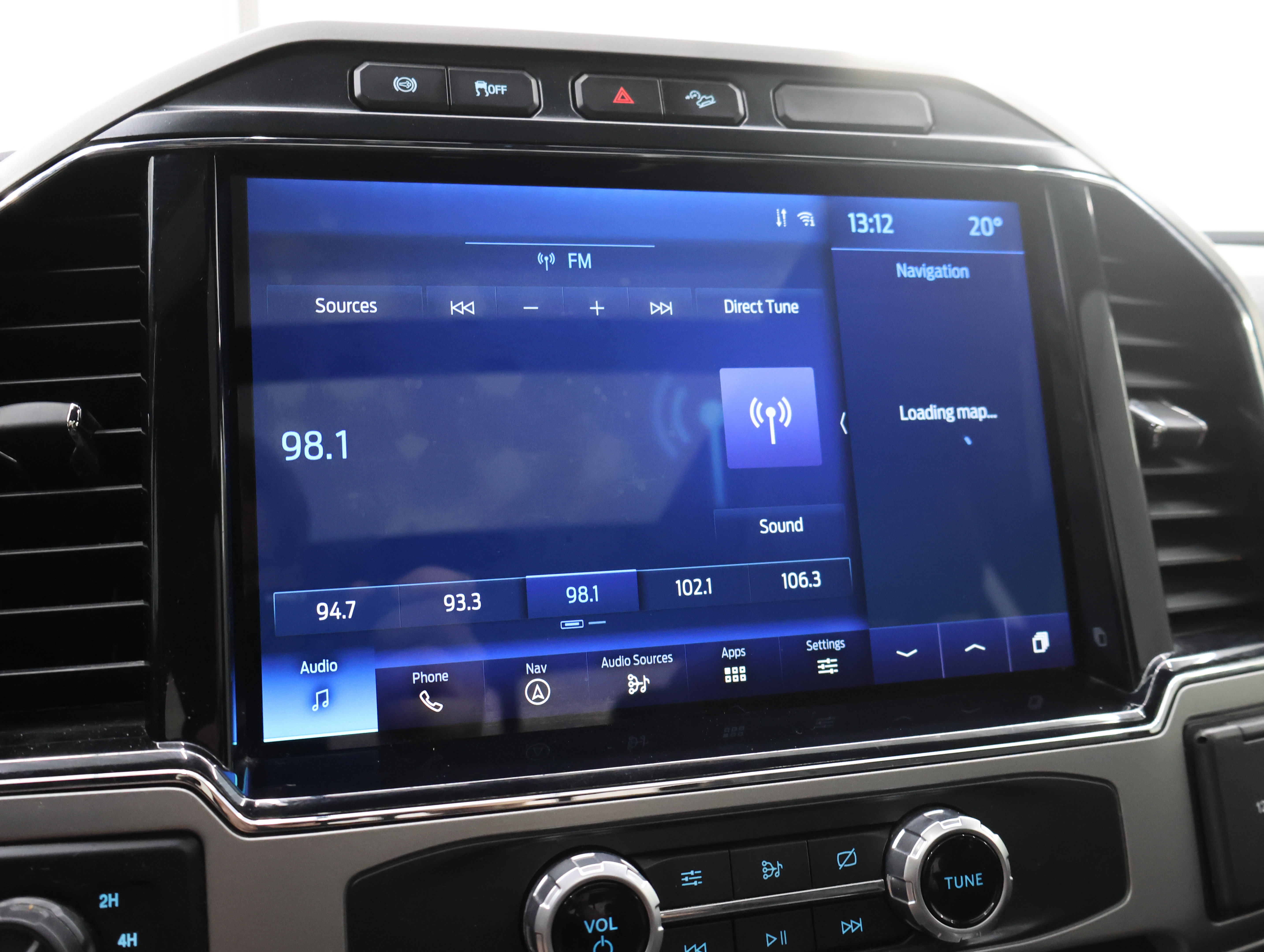 Used 2022 Ford F250 Lariat w/ Black Appearance Package AWD/4WD image 50