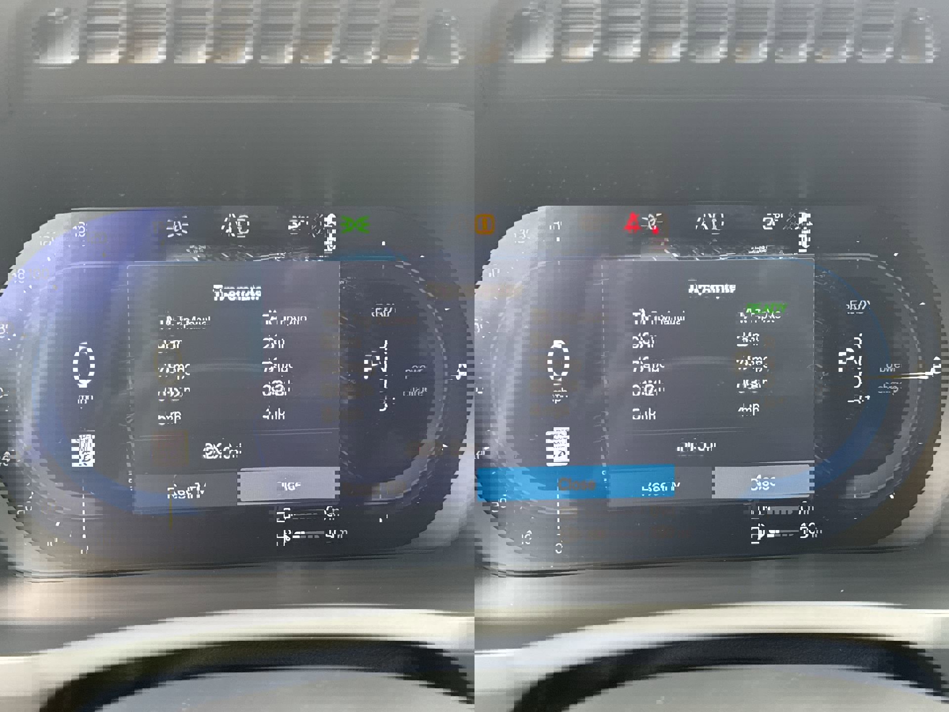 New 2025 Volvo XC90 T8 Plus w/ Protection Package Premier image 12