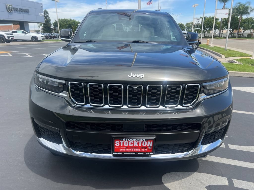 Used 2023 Jeep Grand Cherokee L Limited w/ Luxury Tech Group II AWD/4WD image 9