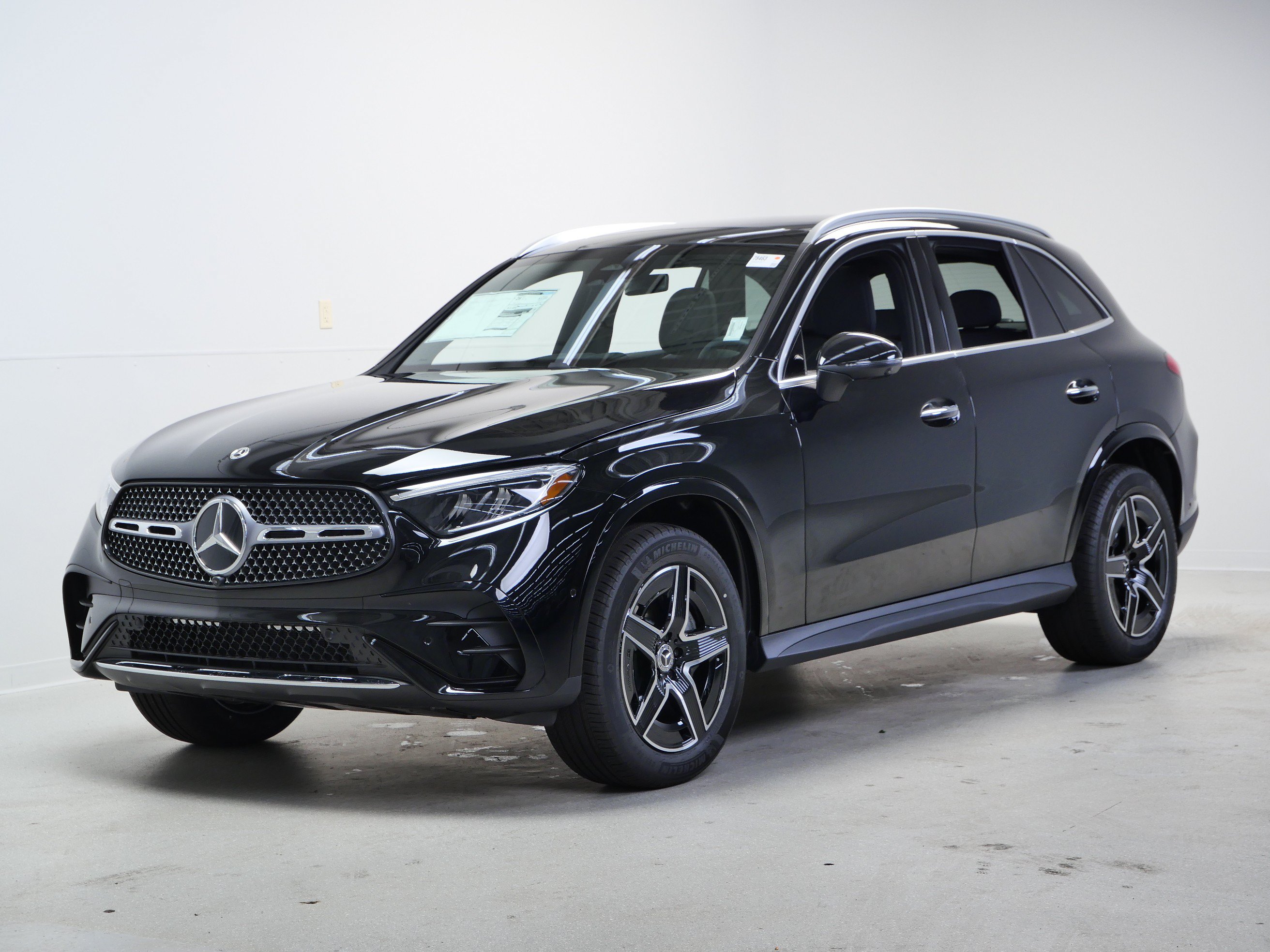 New 2026 Mercedes-Benz GLC 300 4MATIC image 4