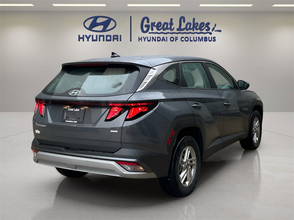 Certified 2025 Hyundai Tucson SE image 5