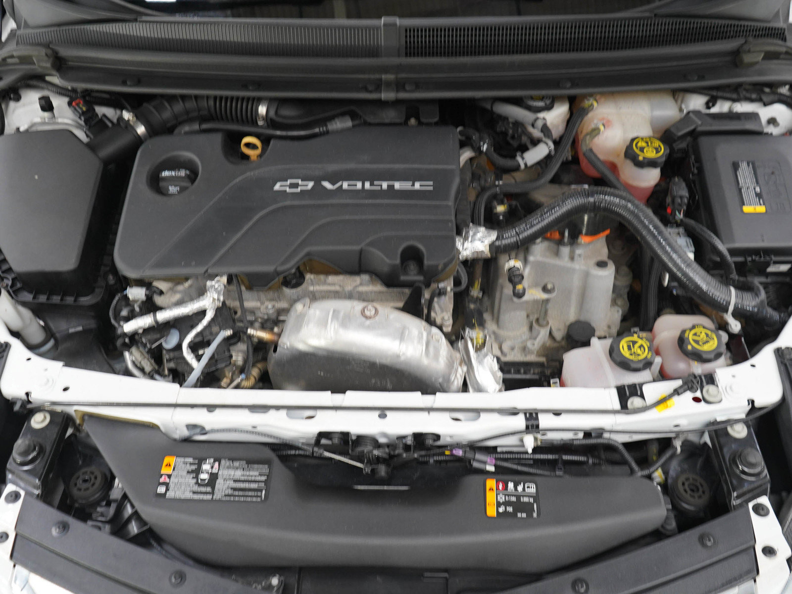 Used 2017 Chevrolet Volt LT w/ Comfort Package FWD image 28