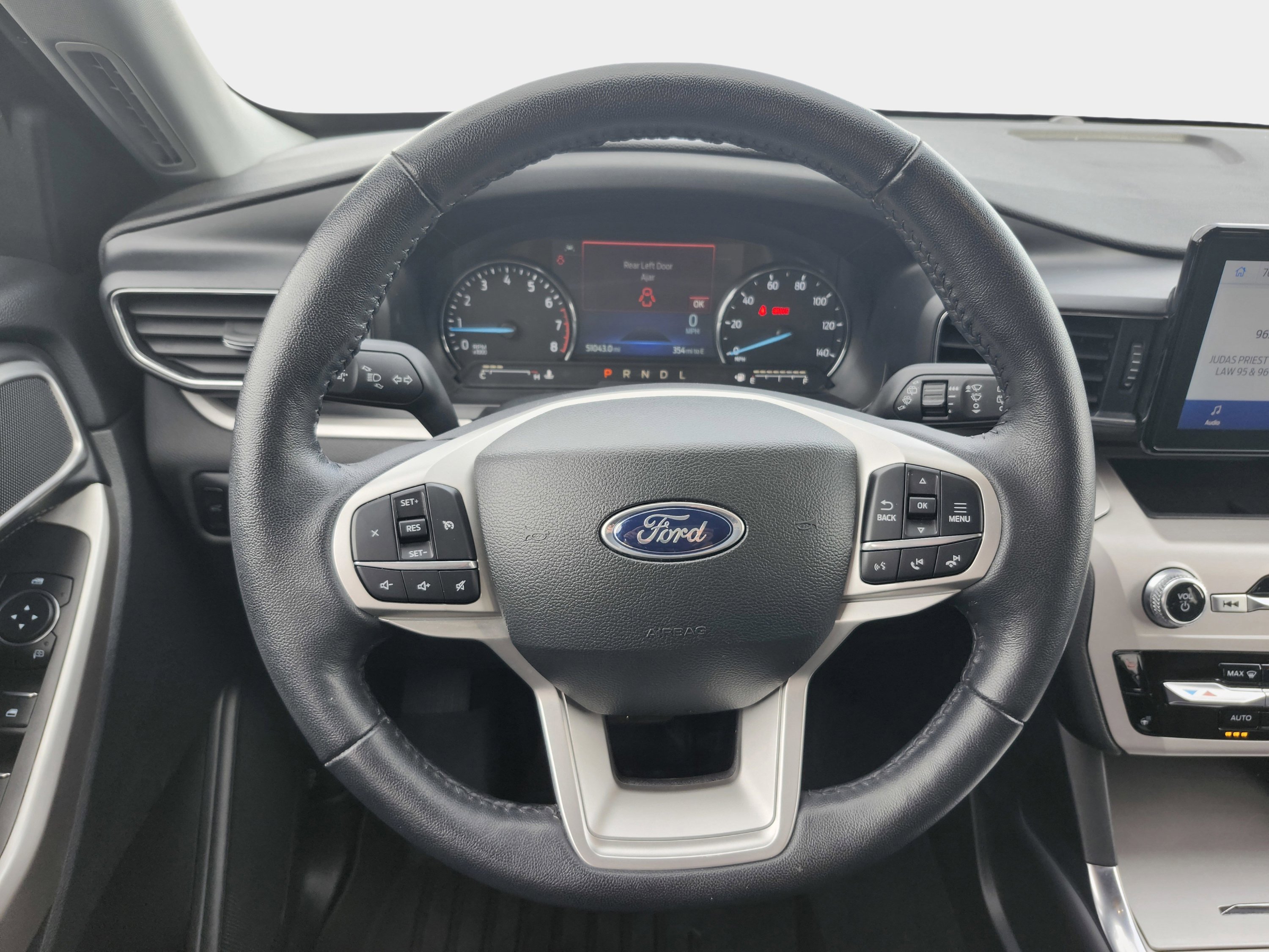 Used 2023 Ford Explorer XLT w/ Equipment Group 202A image 11