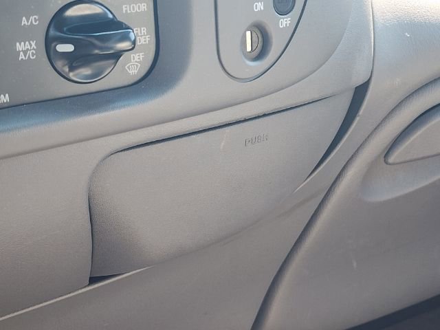 Used 2001 Ford F150 XL image 24