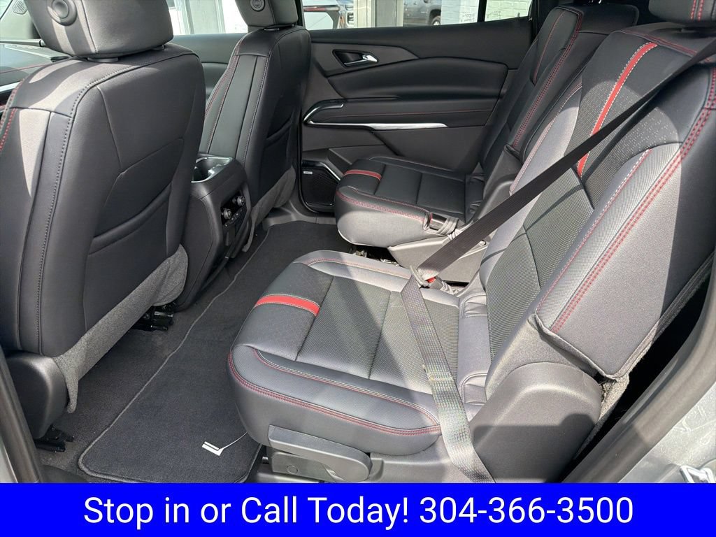 New 2026 Chevrolet Traverse RS w/ LPO, Floor Liner Package AWD/4WD image 31
