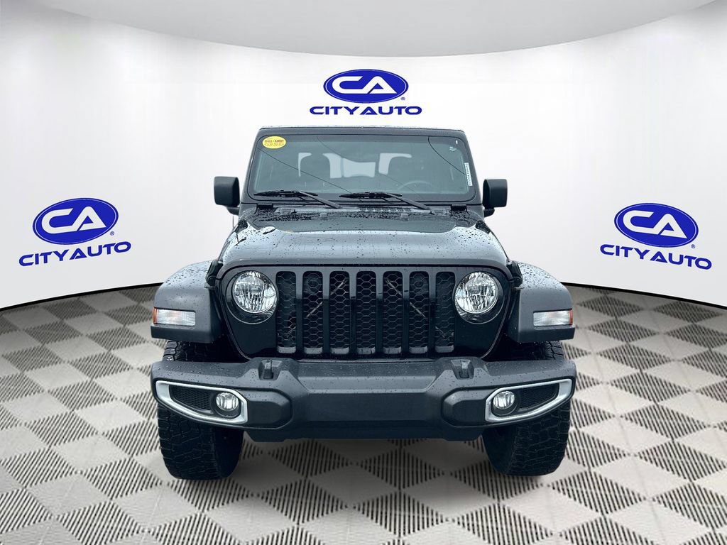 Used 2023 Jeep Gladiator Sport w/ Off Road Group AWD/4WD image 11