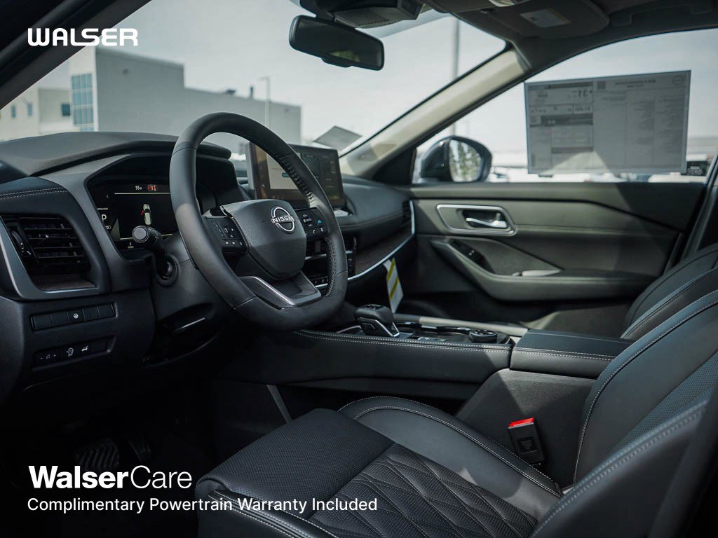 New 2026 Nissan Rogue Platinum image 18