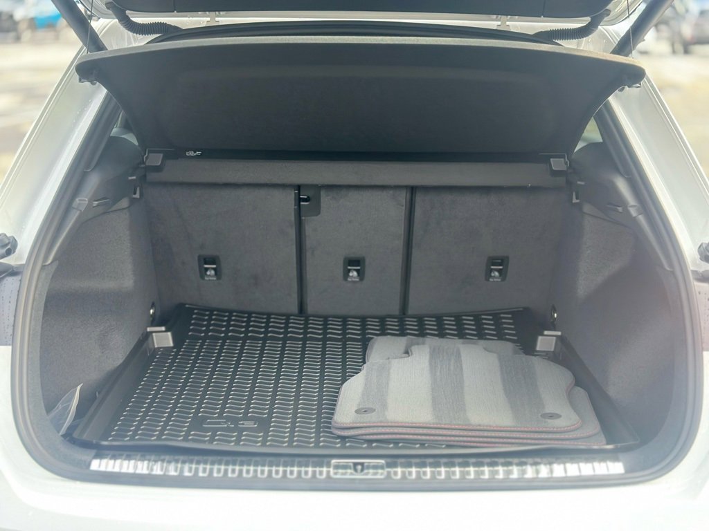 Used 2025 Audi Q3 2.0T Premium Plus image 6