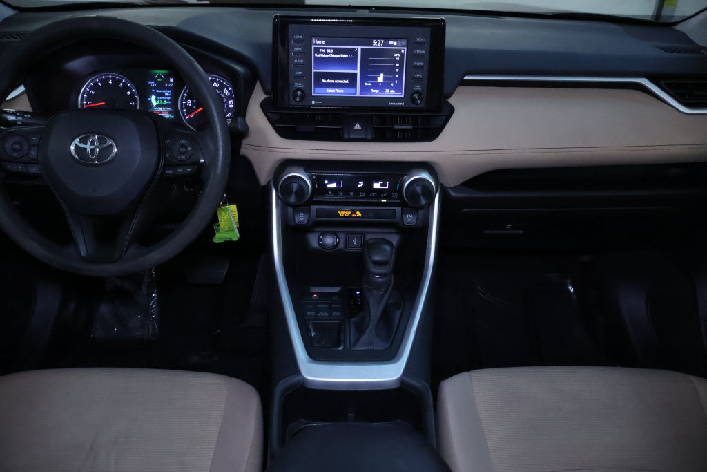 Used 2022 Toyota RAV4 LE AWD/4WD image 16