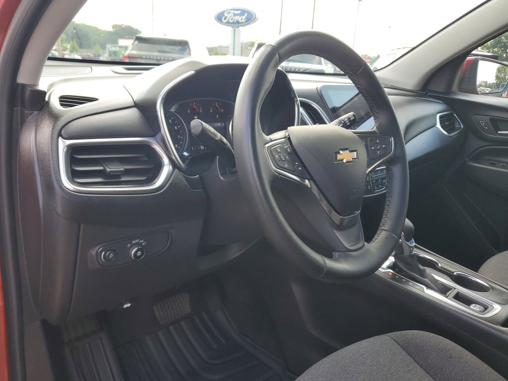 Used 2023 Chevrolet Equinox LT image 16