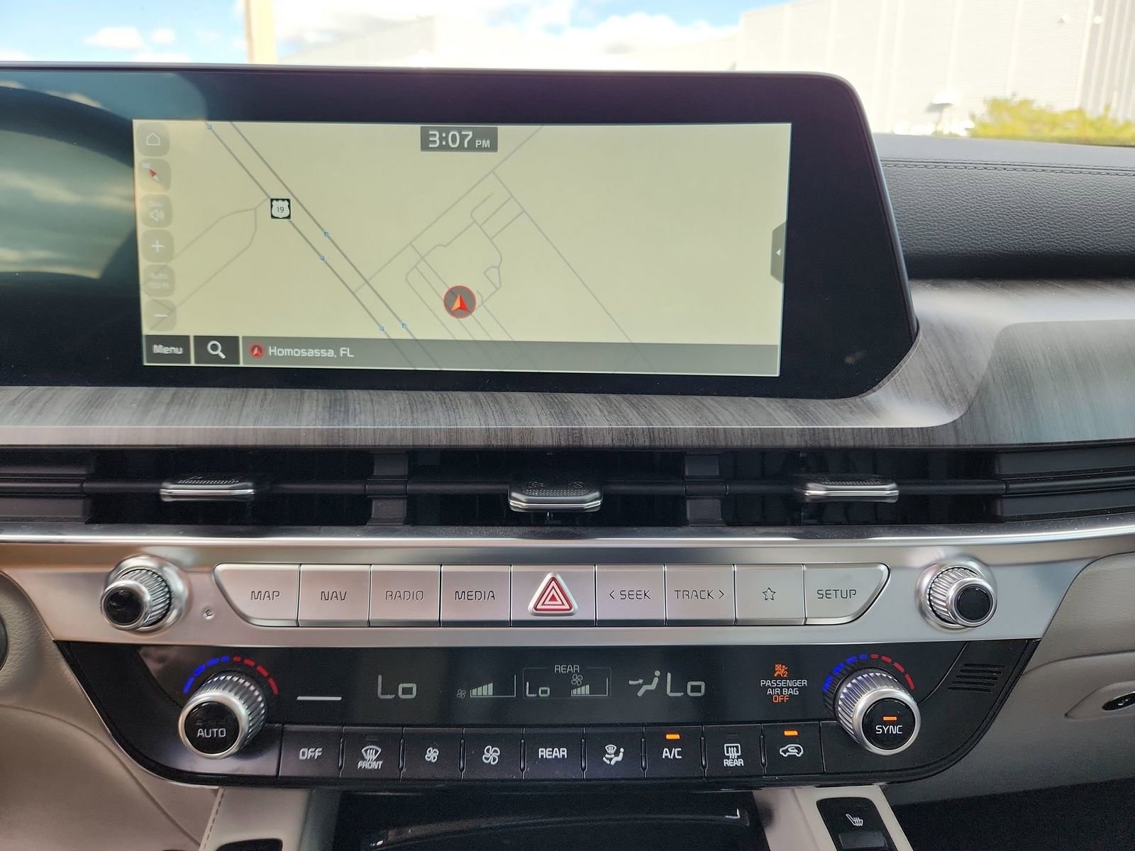 Used 2023 Kia Telluride SX image 21