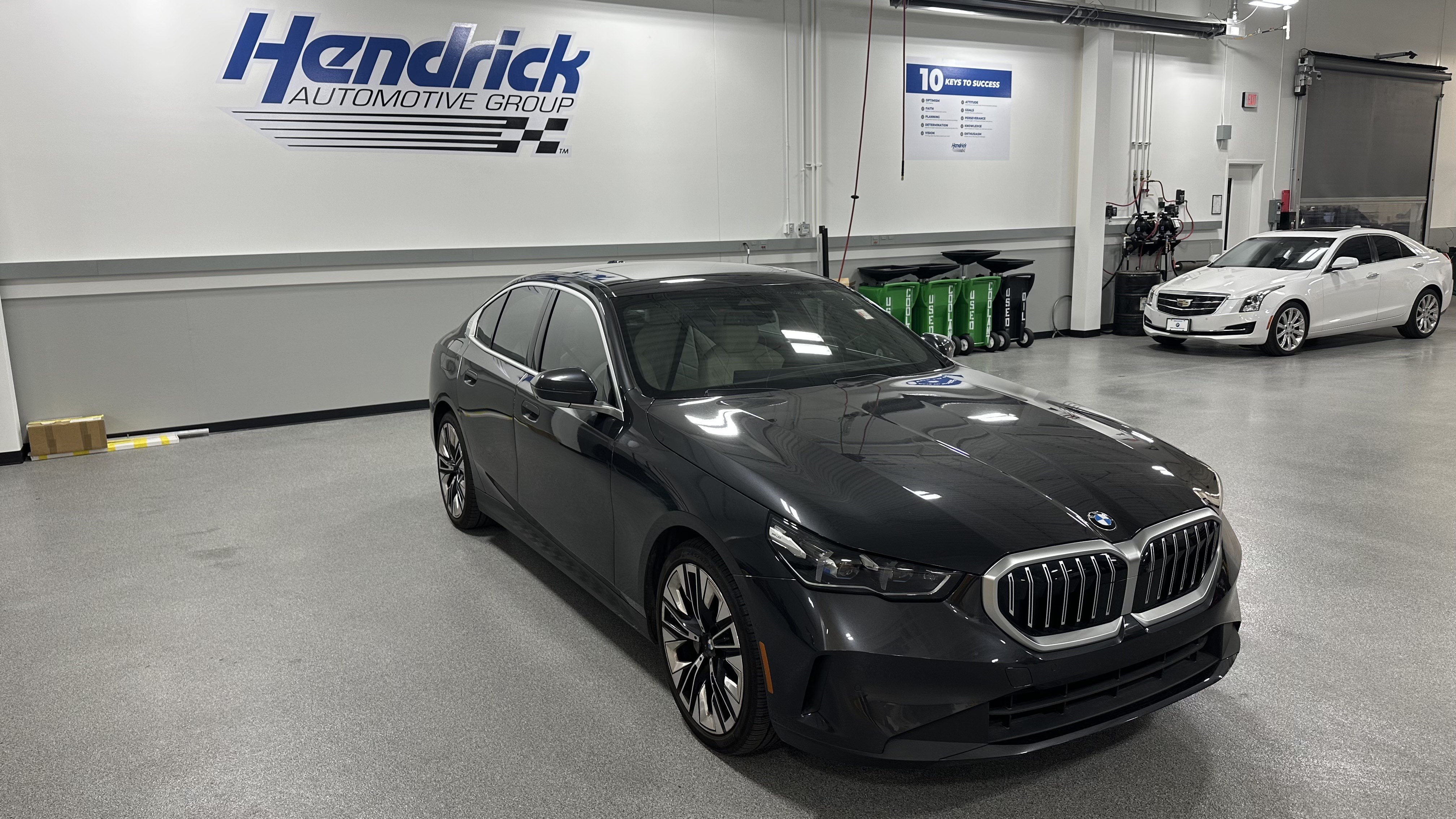 Certified 2024 BMW 530i xDrive w/ Premium Package AWD/4WD image 2