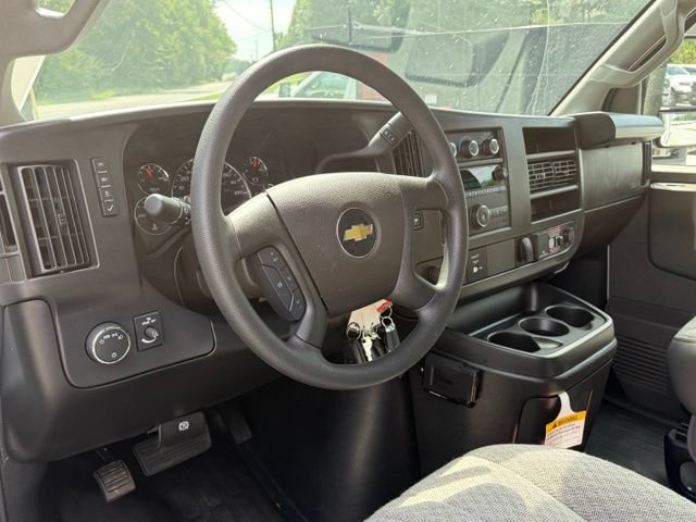 New 2026 Chevrolet Express 3500 w/ Power Convenience Package RWD image 27