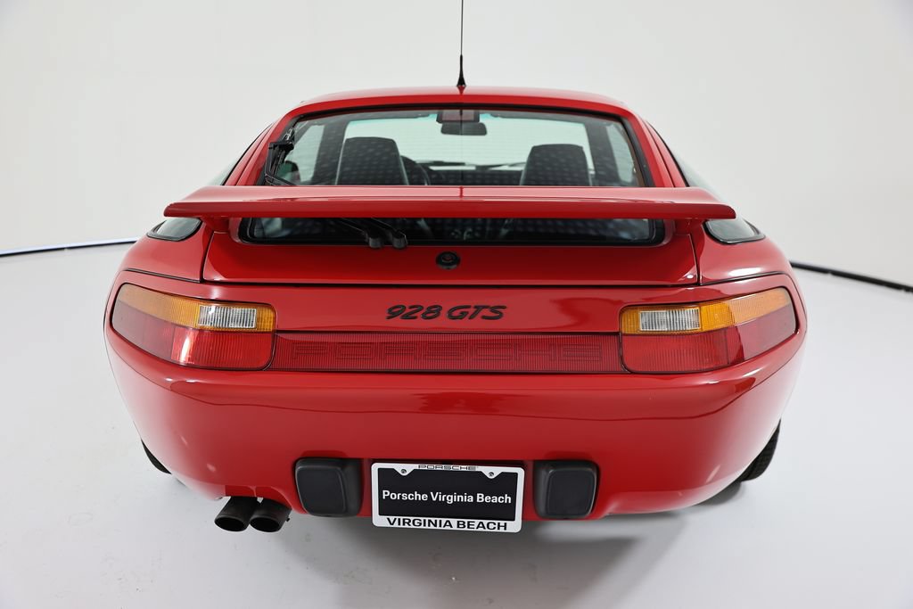 Used 1994 Porsche 928 GTS RWD image 6