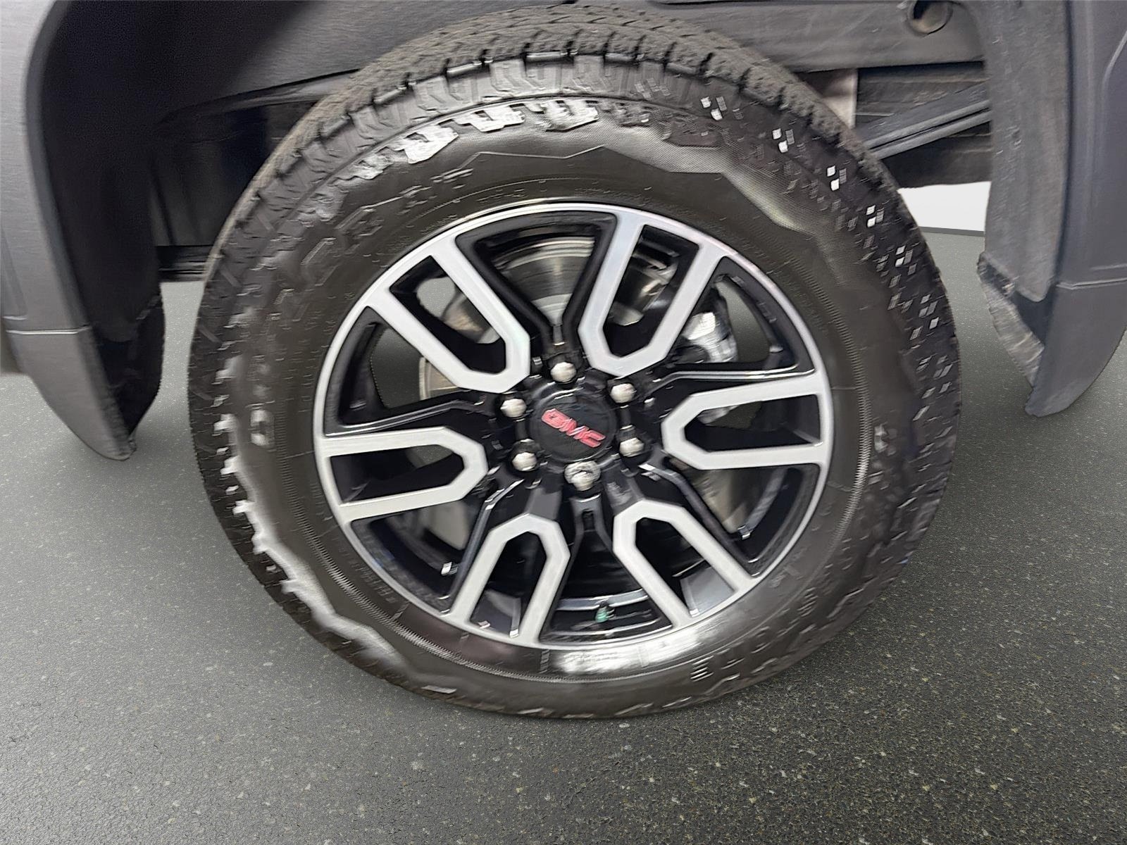 Certified 2026 GMC Sierra 1500 AT4 w/ AT4 Premium Package AWD/4WD image 30
