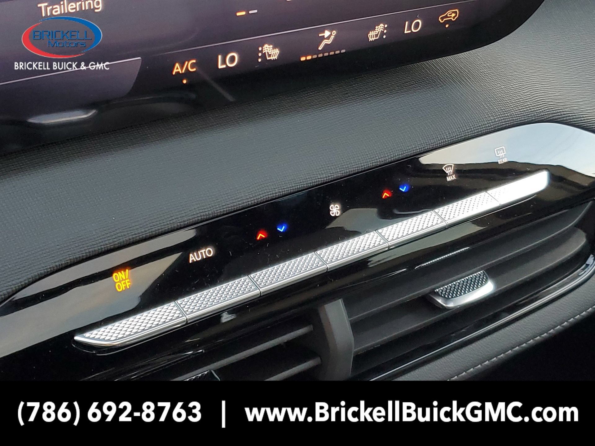 New 2026 Buick Enclave Sport Touring w/ Power Package FWD image 29