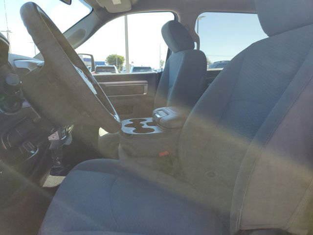 Used 2020 RAM 1500 Classic SLT image 23