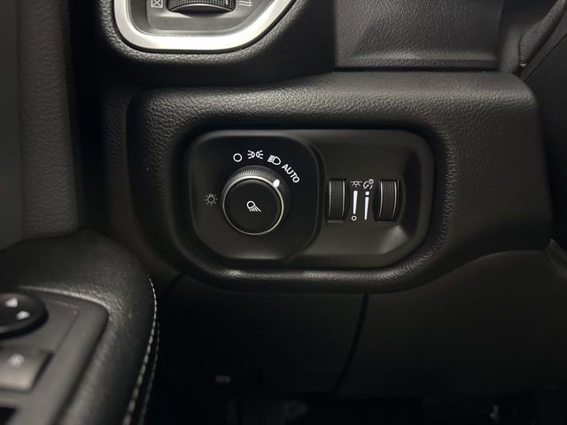 Used 2019 RAM 2500 Big Horn image 39