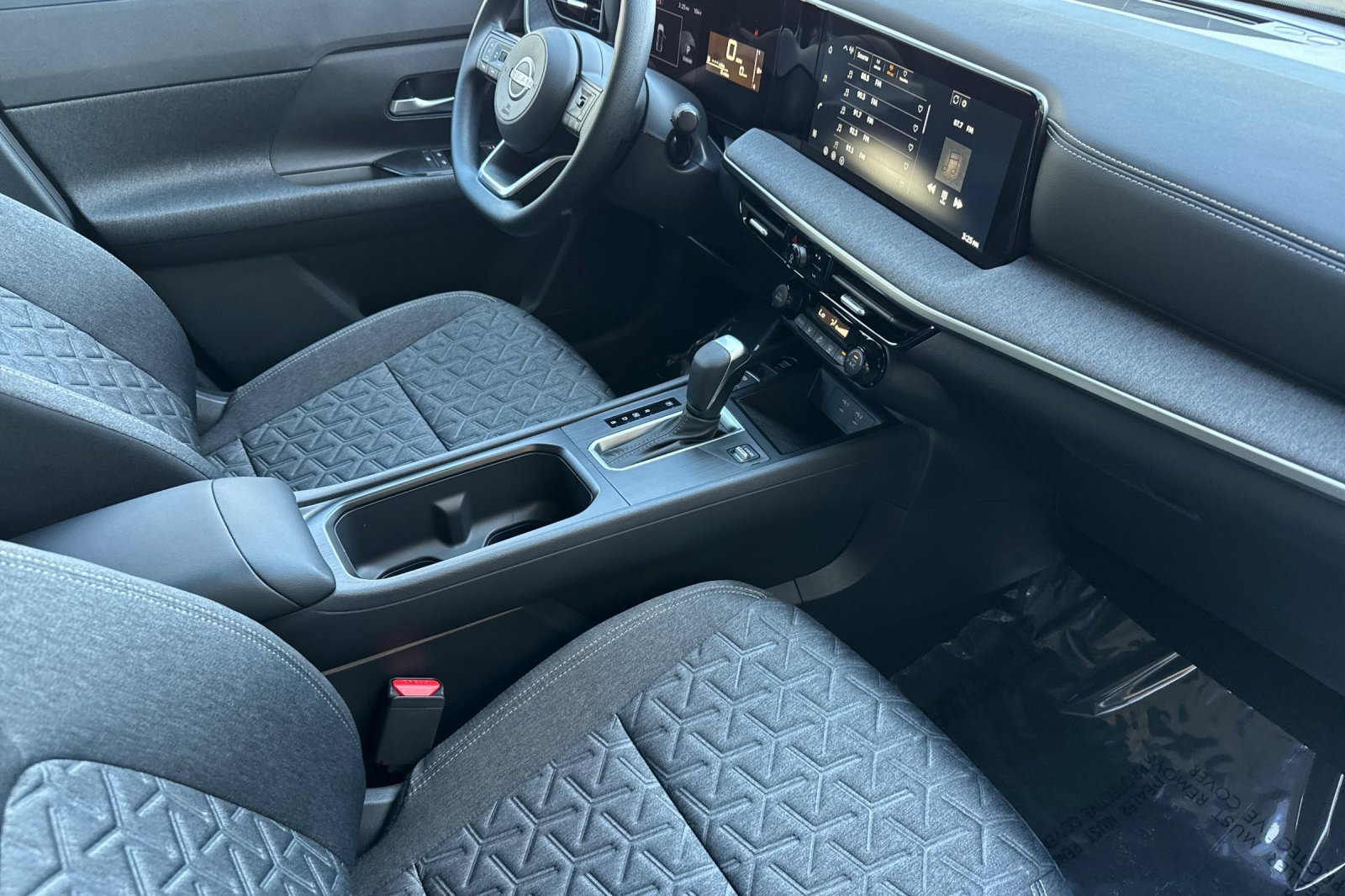 New 2026 Nissan Kicks SV image 18