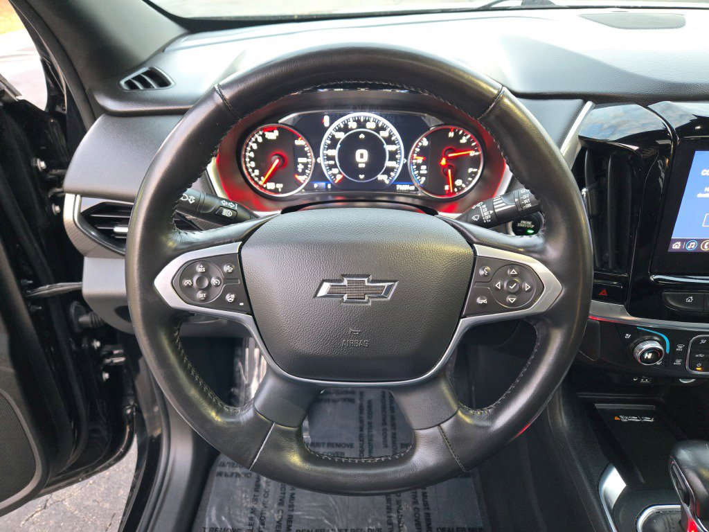Used 2022 Chevrolet Traverse Premier w/ Redline Edition image 37