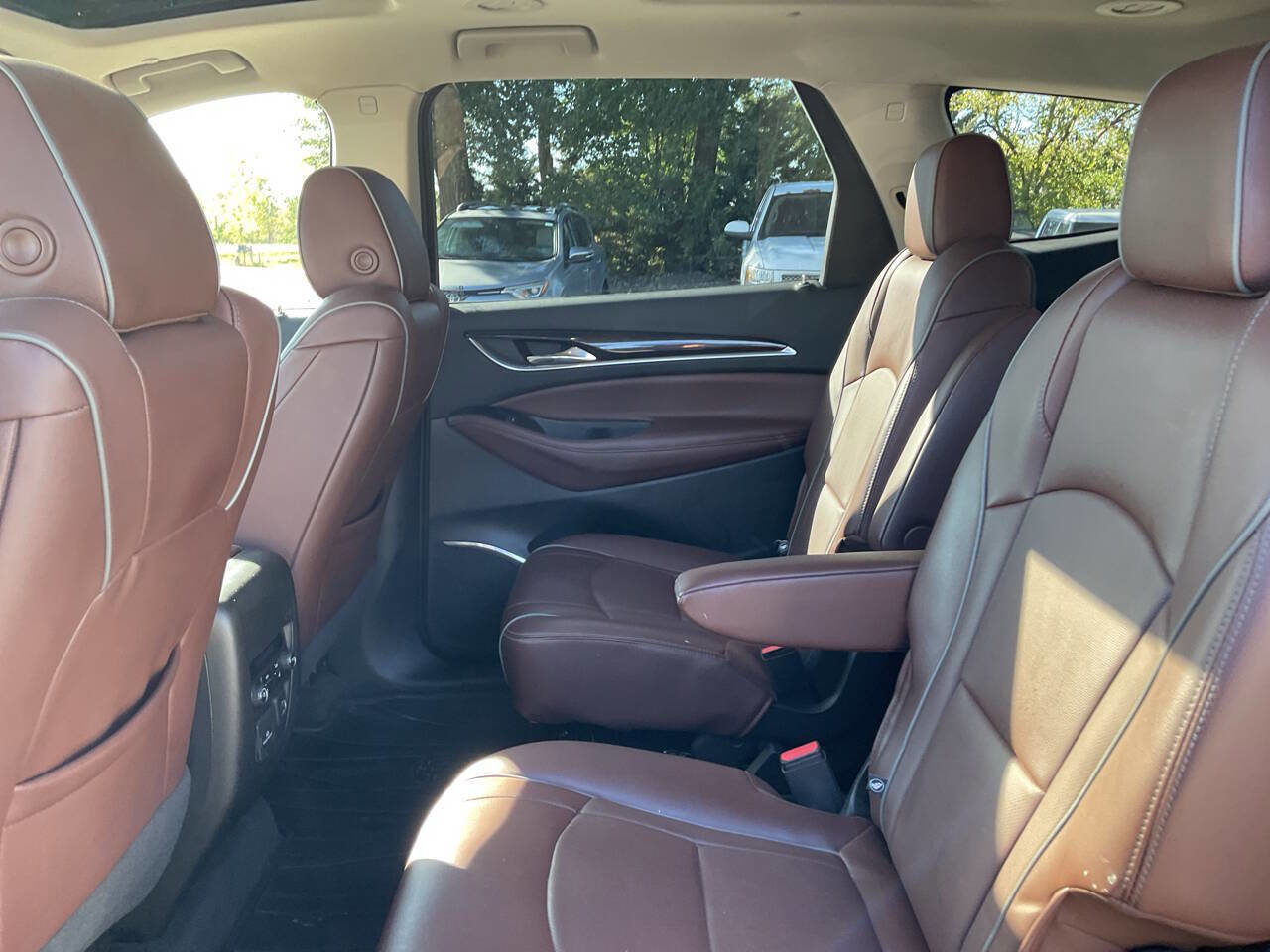 Used 2019 Buick Enclave Avenir w/ Avenir Technology Package image 12
