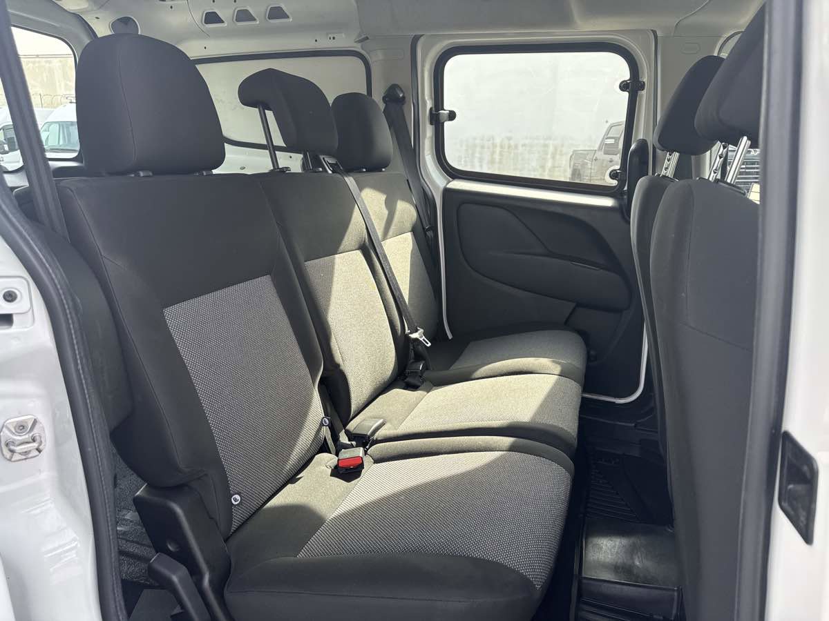 Used 2018 RAM ProMaster City Wagon image 10