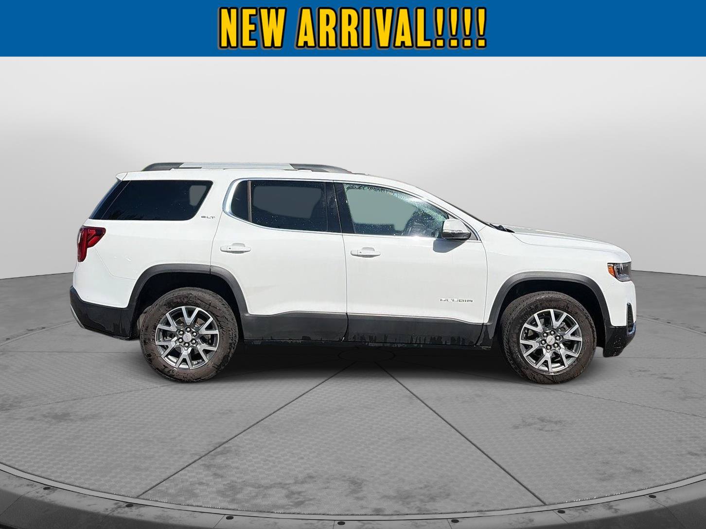 Certified 2023 GMC Acadia SLT w/ Preferred Package FWD image 2