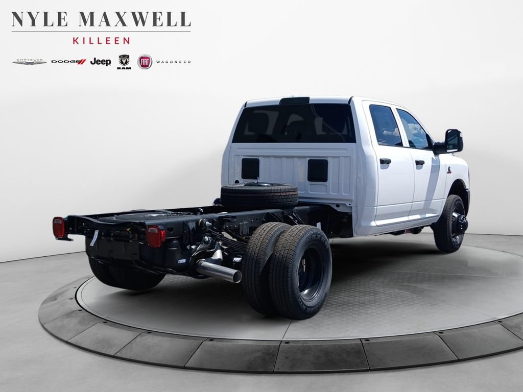 New 2026 RAM 3500 Tradesman AWD/4WD image 16
