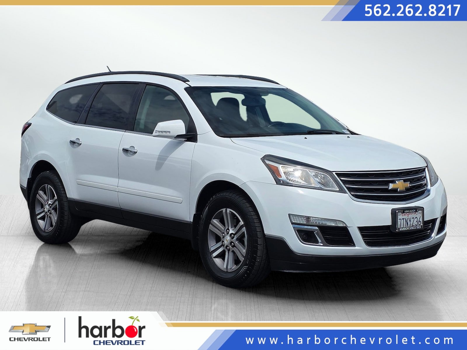 Used 2017 Chevrolet Traverse LT