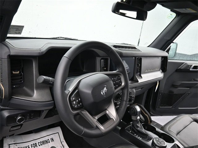 New 2025 Ford Bronco Badlands image 13