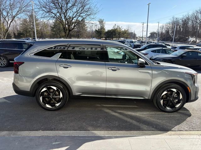 Used 2025 Kia Sorento EX image 6