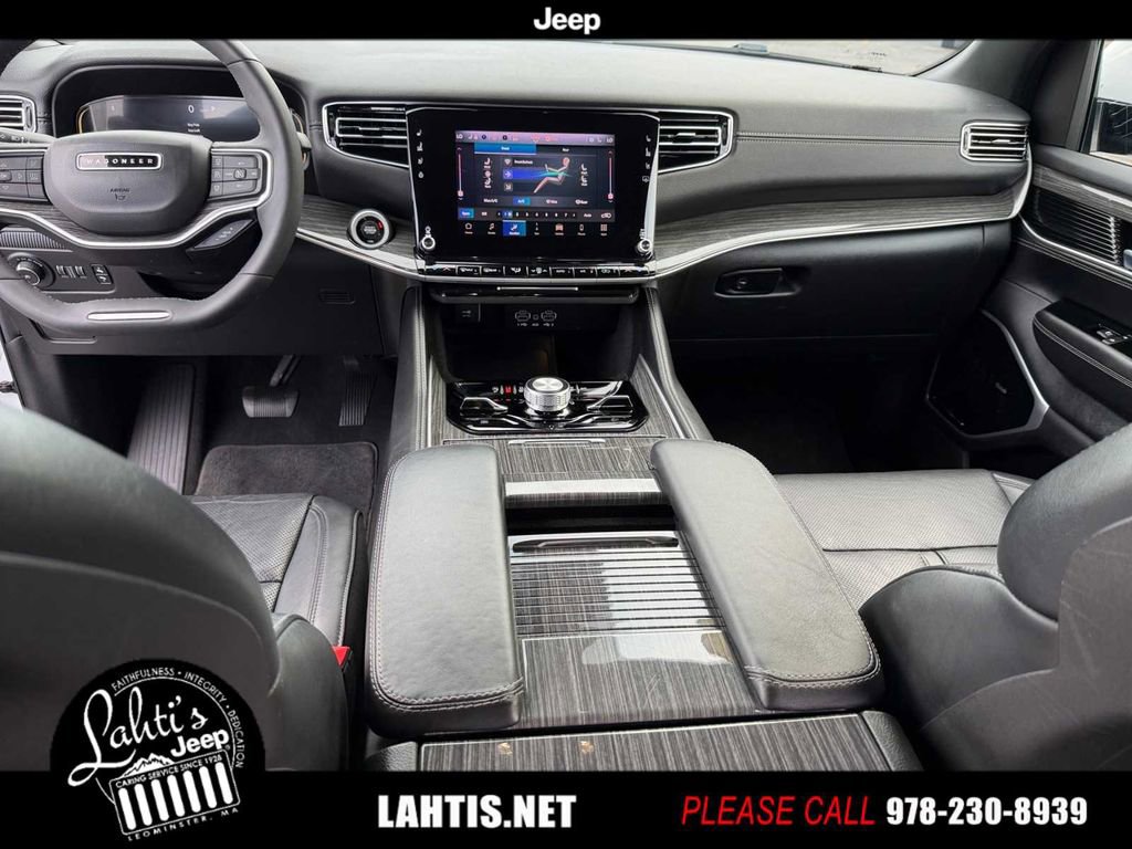 Used 2022 Jeep Wagoneer Series III w/ Premium Group I image 33