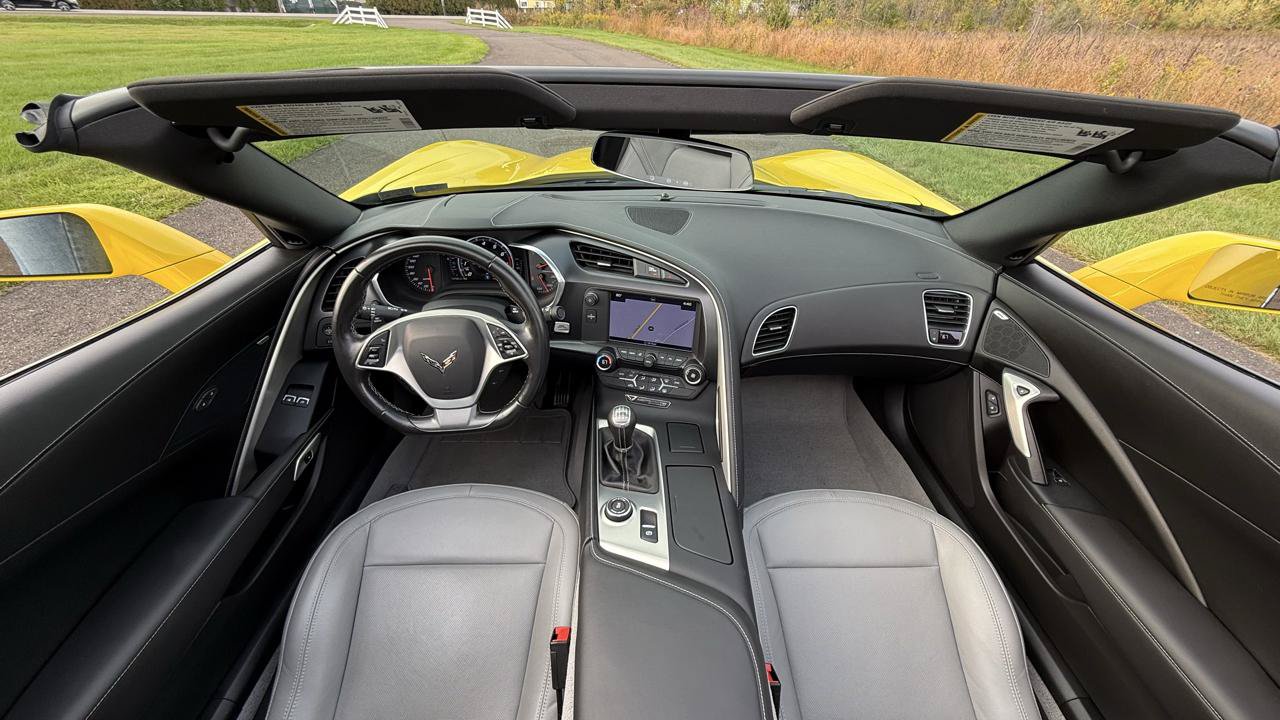 Used 2016 Chevrolet Corvette Stingray Coupe RWD image 22