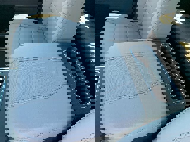 New 2025 GMC Sierra 2500 SLT w/ SLT Convenience Package image 20