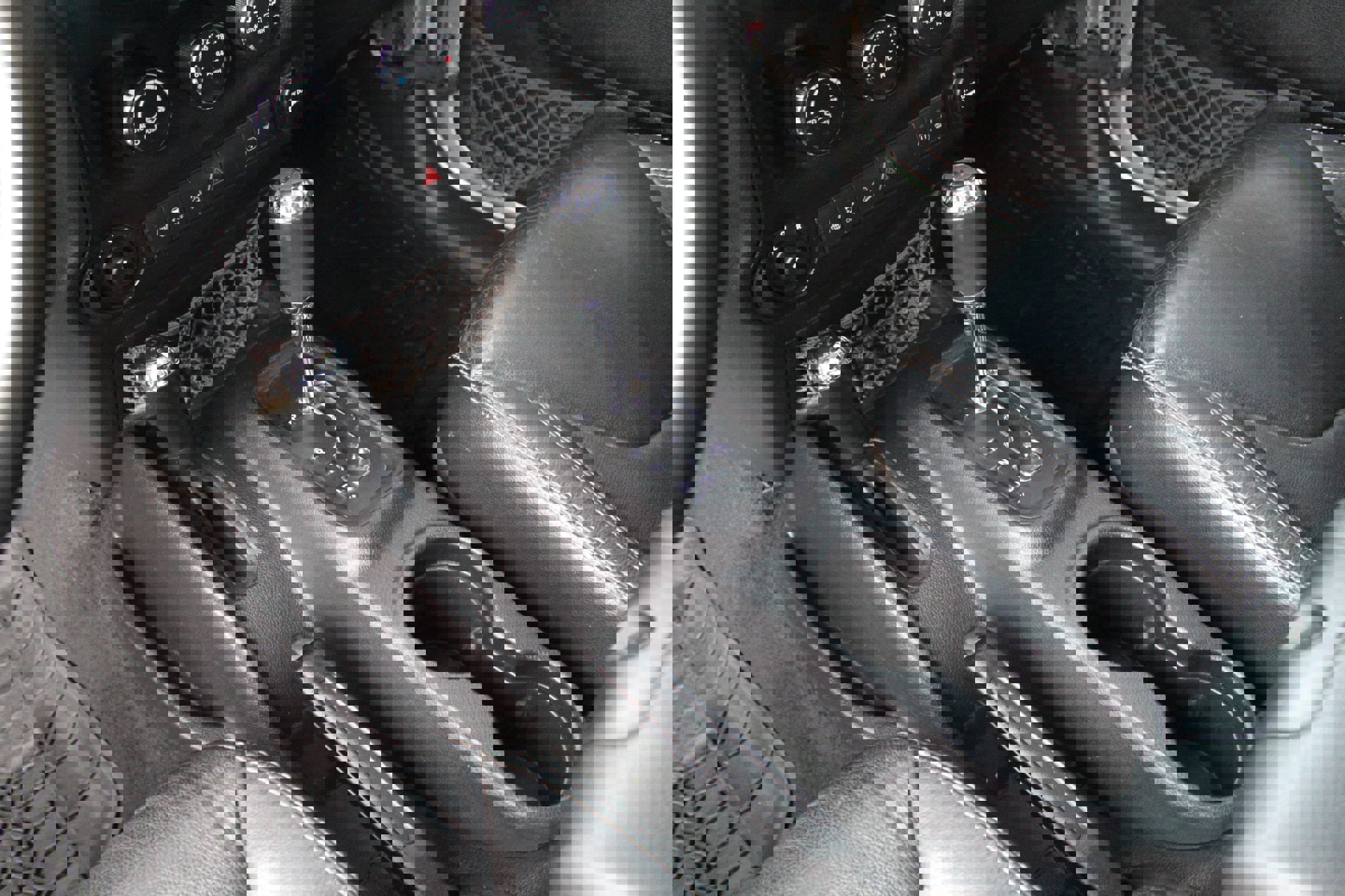 Used 2014 Jeep Wrangler Rubicon w/ Power Convenience Group image 32