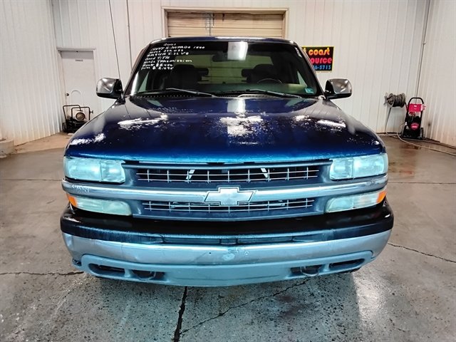 Used 2001 Chevrolet Silverado 1500 LS w/ Off-Road Chassis Pkg AWD/4WD image 7