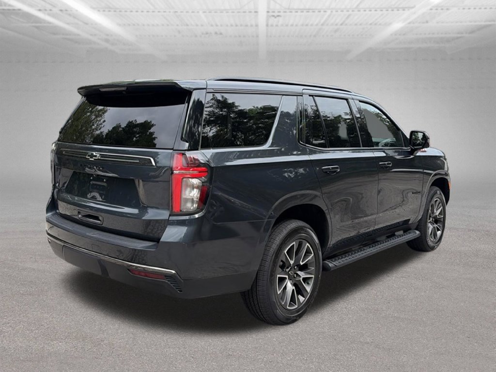 Used 2022 Chevrolet Tahoe Z71 w/ Luxury Package AWD/4WD image 5
