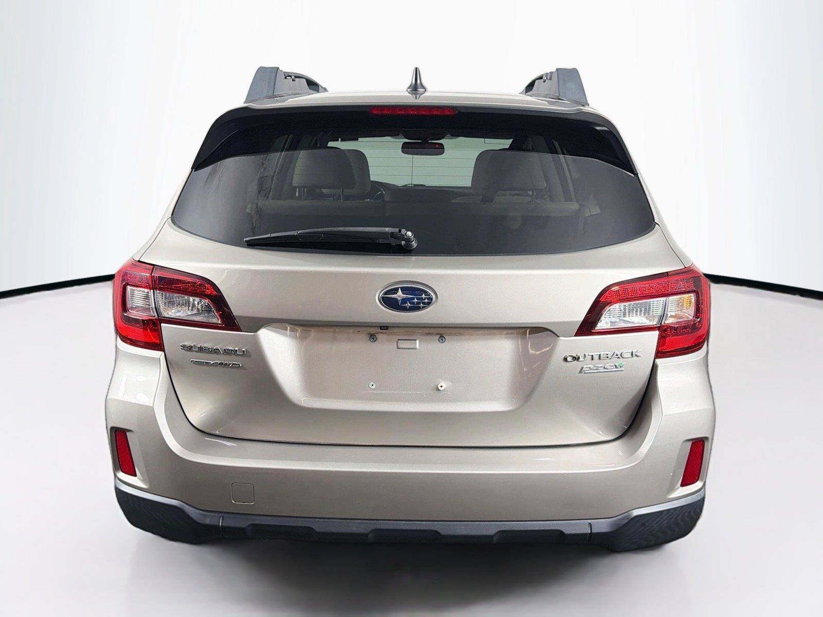 Used 2017 Subaru Outback 2.5i Premium AWD/4WD image 10