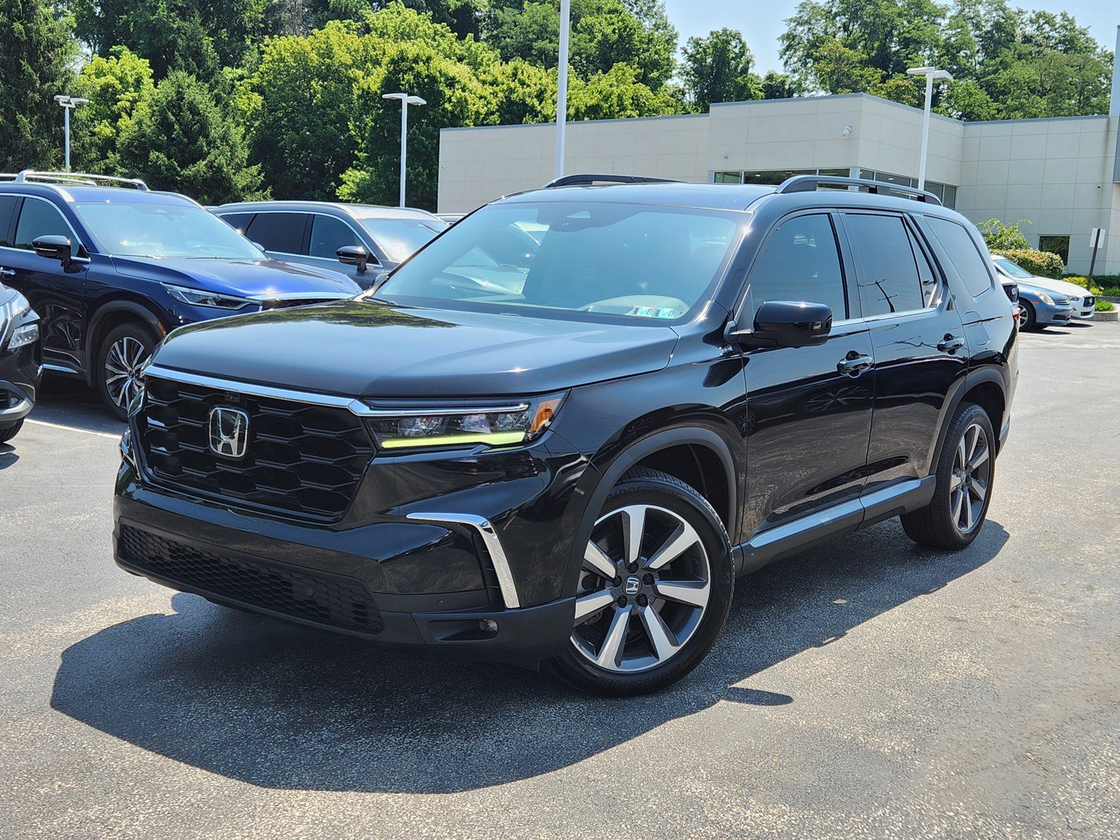 Used 2023 Honda Pilot Elite