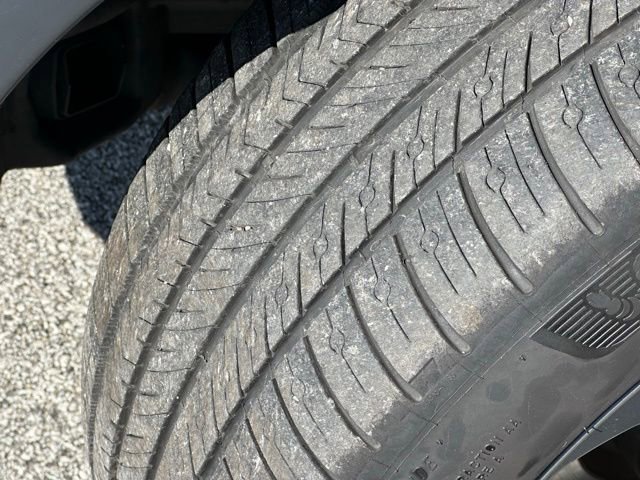 Used 2019 Land Rover Discovery HSE Luxury AWD/4WD image 11