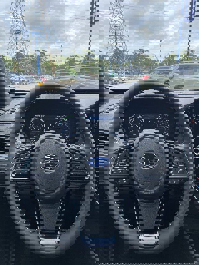 New 2025 Subaru Forester Limited image 21