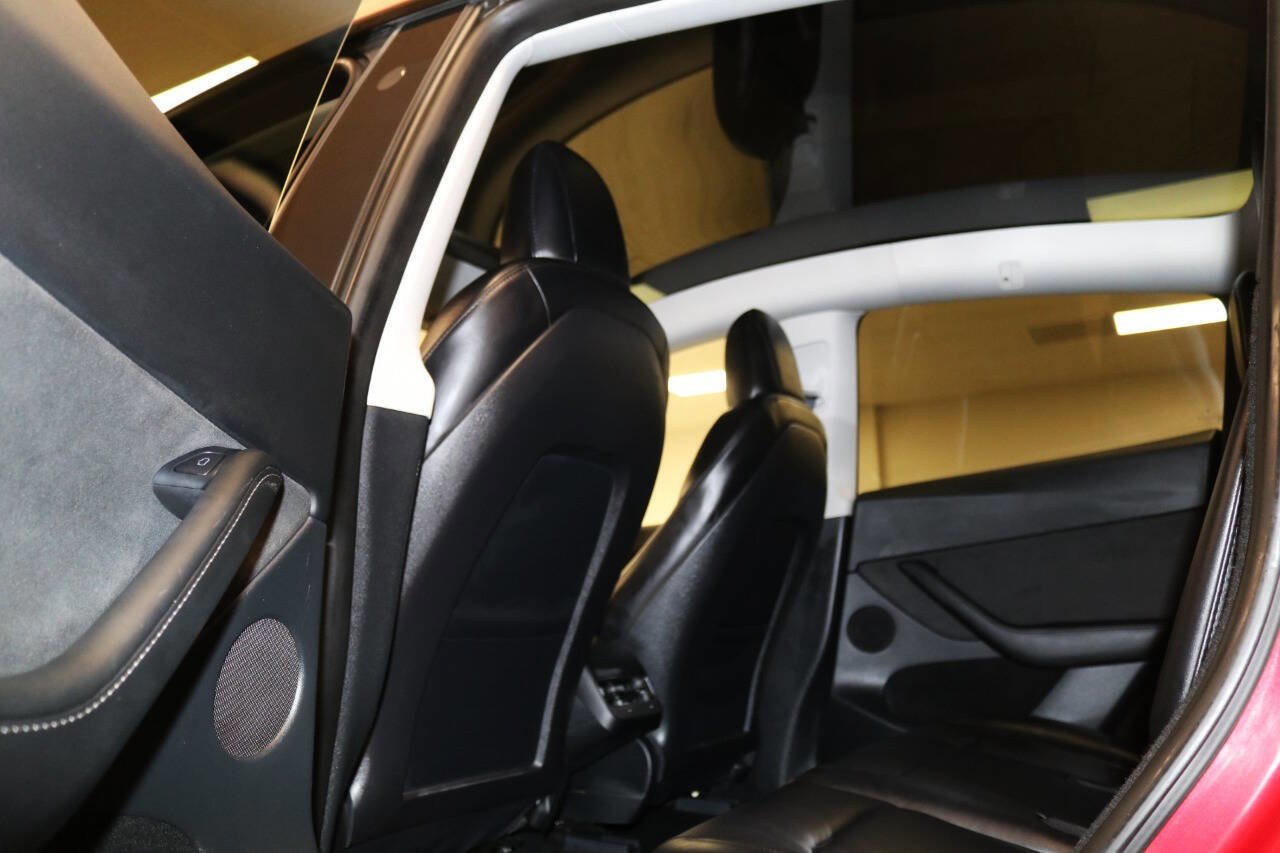 Used 2023 Tesla Model Y Performance image 63