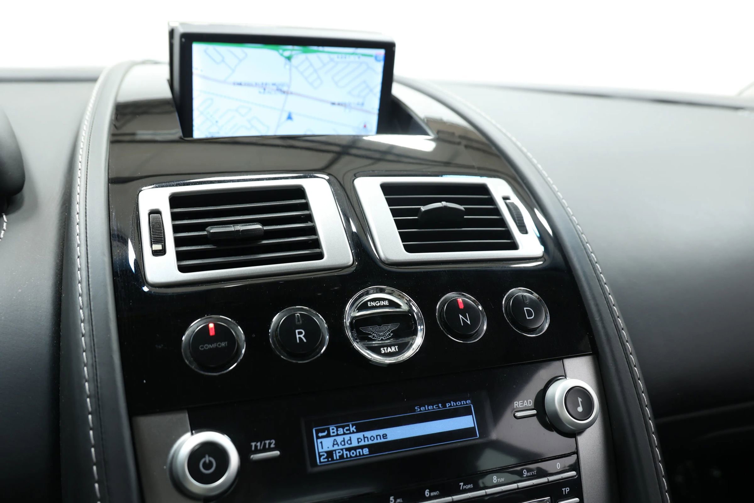 Used 2011 Aston Martin V8 Vantage Coupe image 26