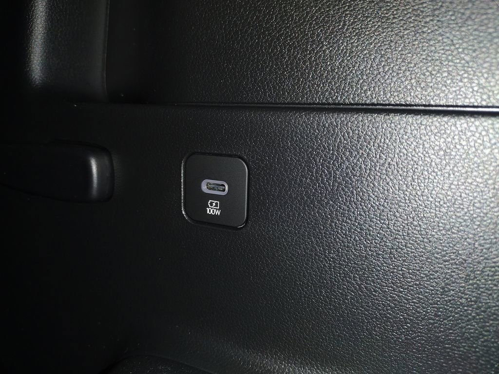 New 2026 Hyundai Ioniq 9 SEL image 17